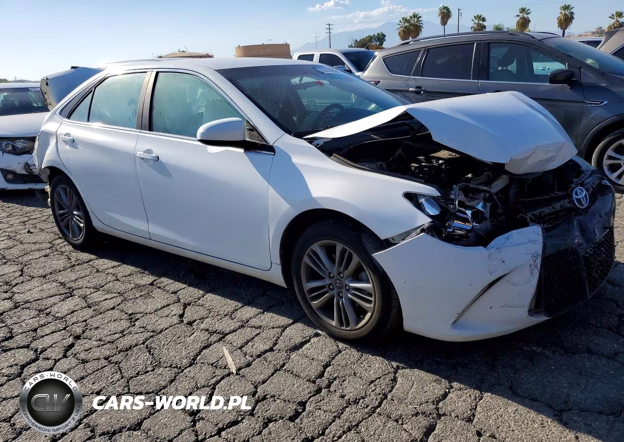 2017 Toyota Camry Se VIN:4T1BF1FK1HU707887 - 4
