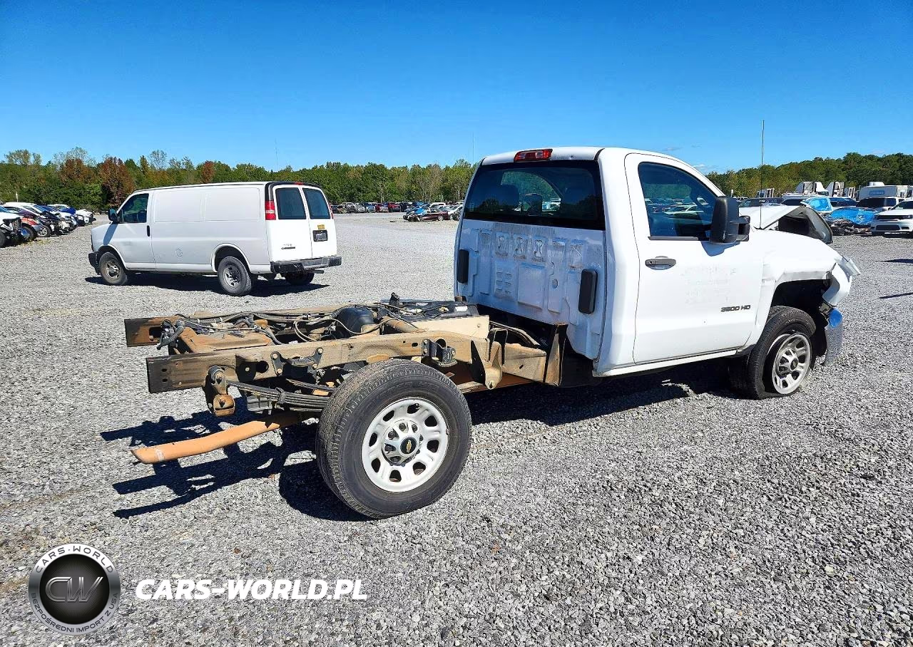 2015 Chevrolet Silverado C3500 VIN:1GB3CYCG0FZ544518 - 3