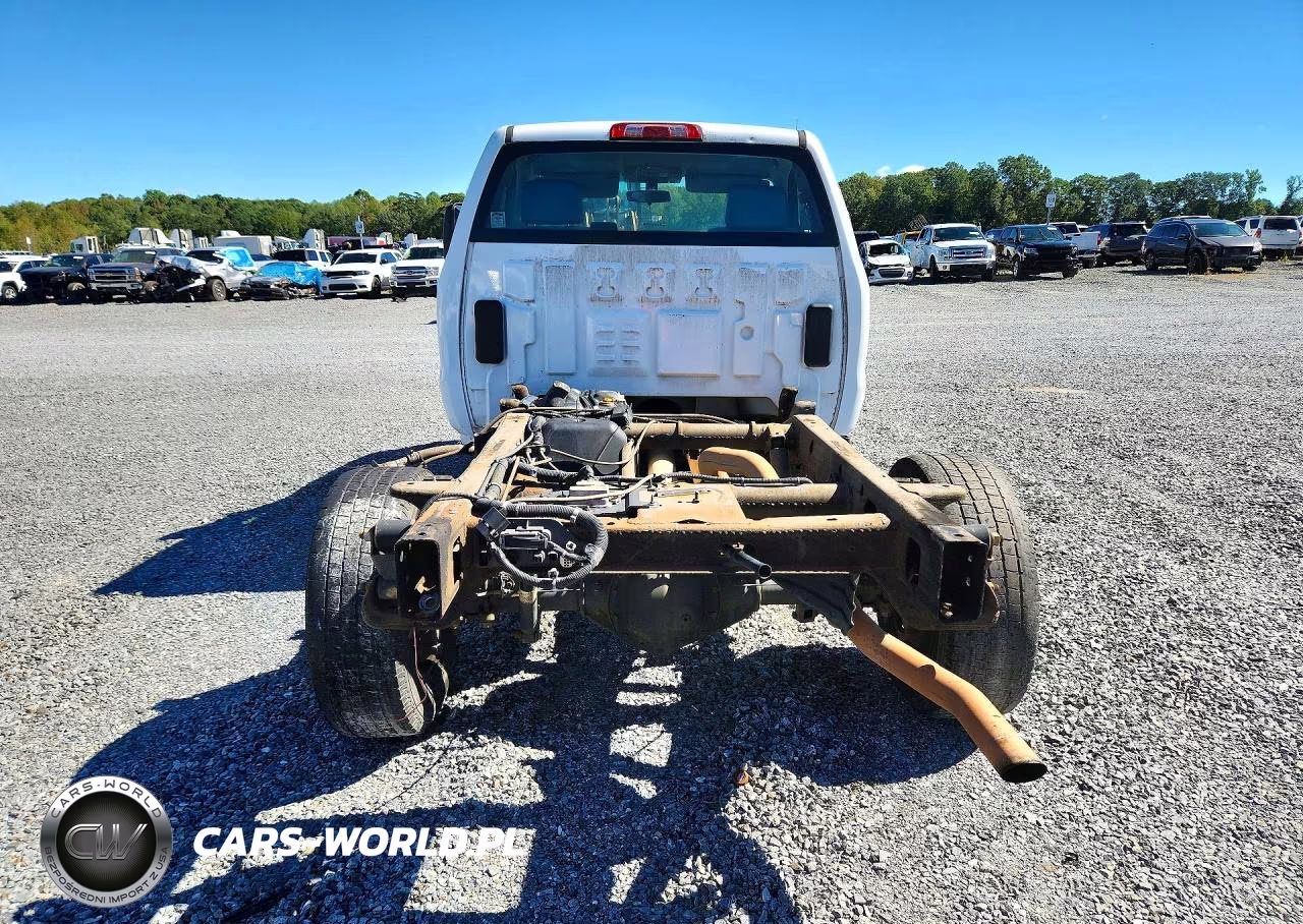 2015 Chevrolet Silverado C3500 VIN:1GB3CYCG0FZ544518 - 6