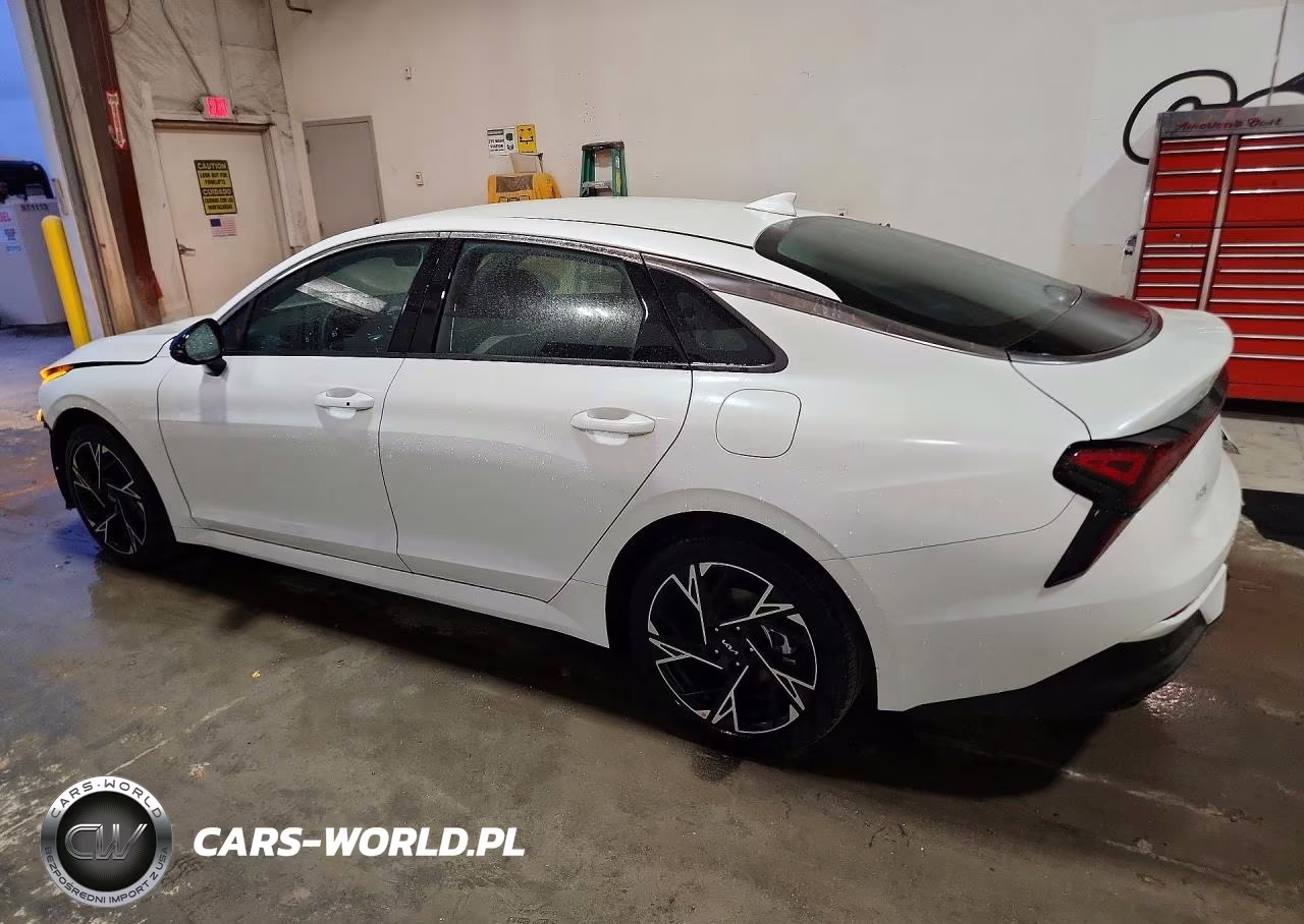 2027 Kia K5 Gt Line VIN:KNAG64J73V5529563 - 2