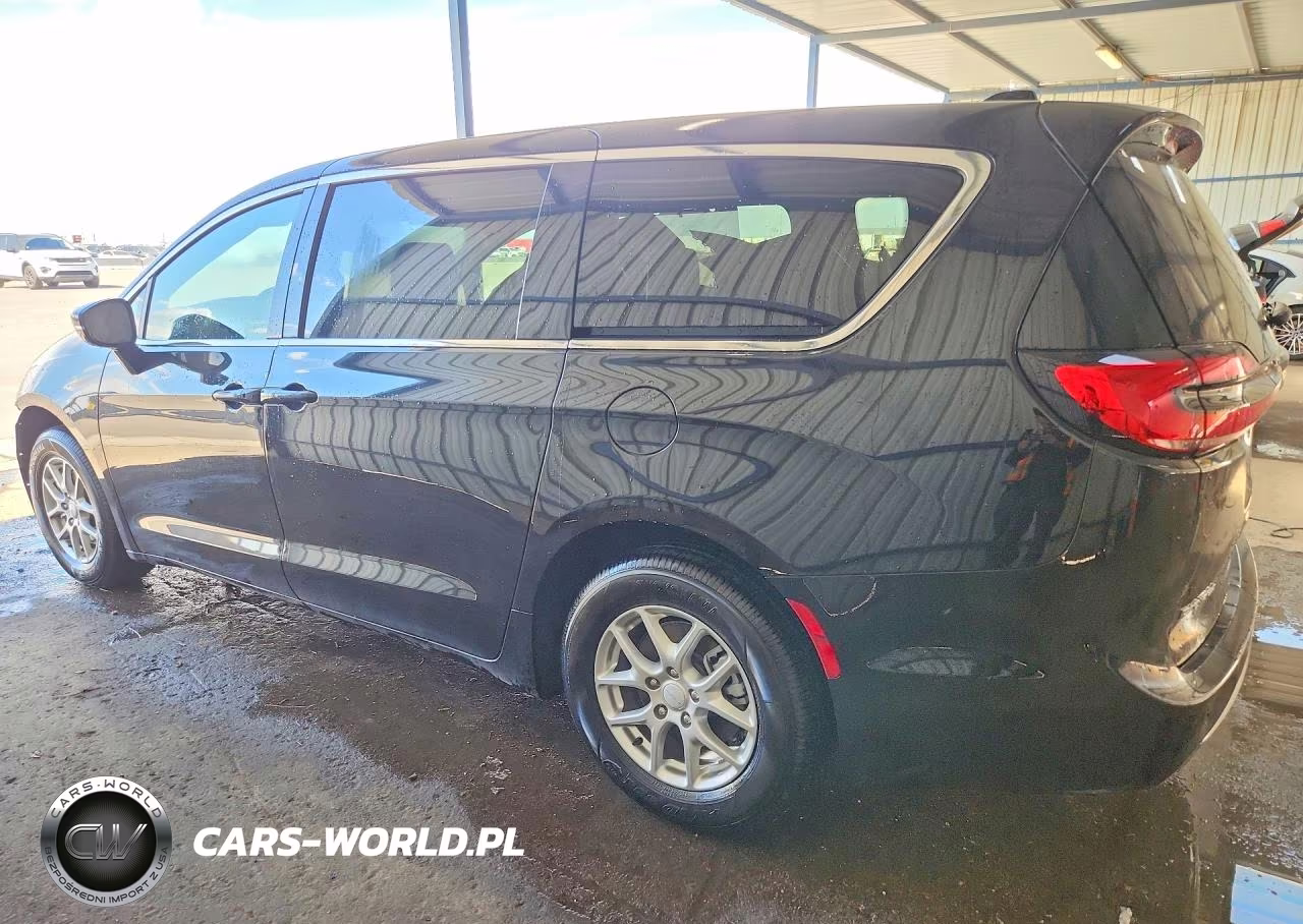 2027 Chrysler Pacifica Select VIN:2C4RC1BG5VR567820 - 2