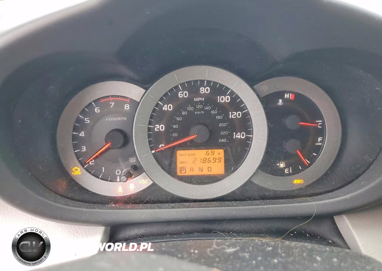 2008 Toyota Rav4 Limited VIN:JTMBK31V786034945 - 9
