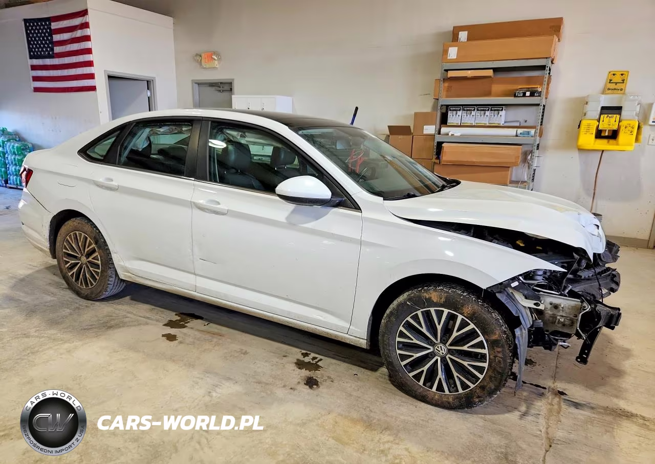 2019 Volkswagen Jetta S VIN:3VWC57BUXKM152341 - 4
