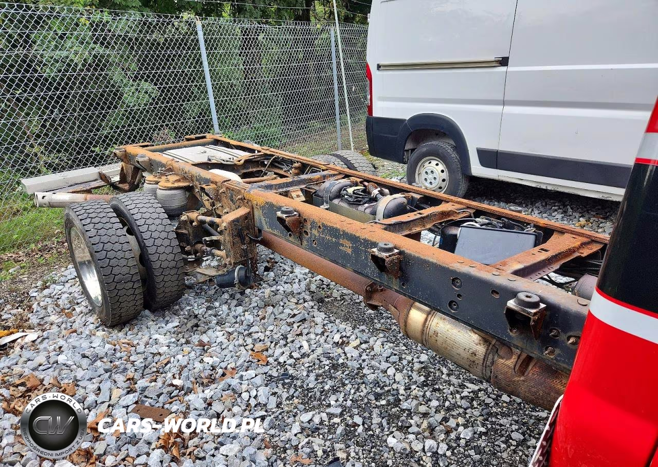 2012 Ford F450 VIN:1FDUF4HT2CEC34701 - 10