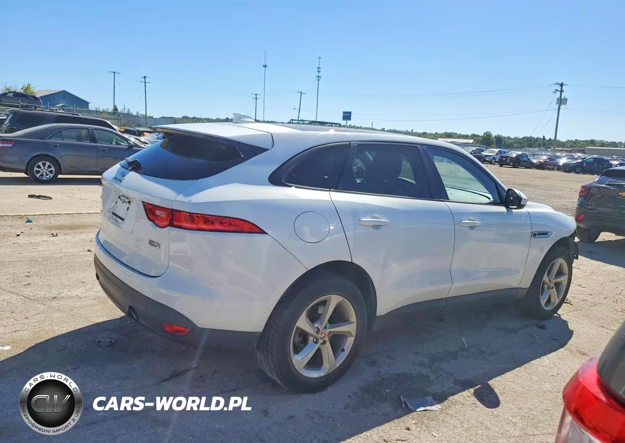2018 Jaguar F-Pace Premium VIN:SADCJ2FX3JA255767 - 3