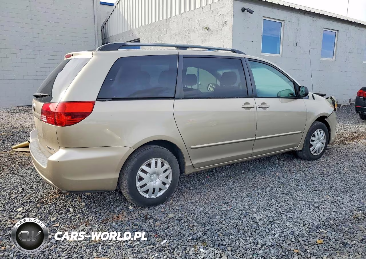 2004 Toyota Sienna Le 7 Passenger VIN:5TDZA23C84S051707 - 3