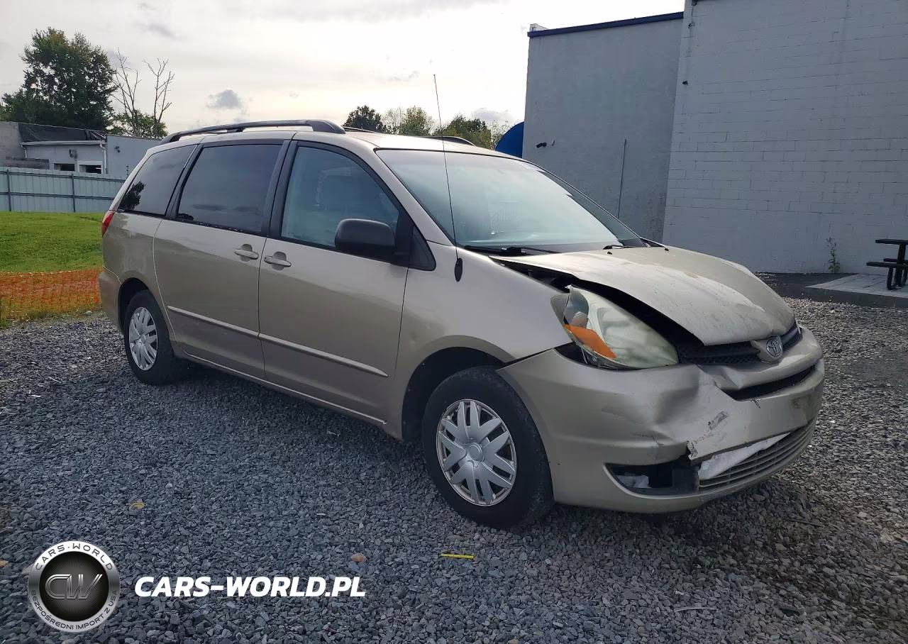 2004 Toyota Sienna Le 7 Passenger VIN:5TDZA23C84S051707 - 4