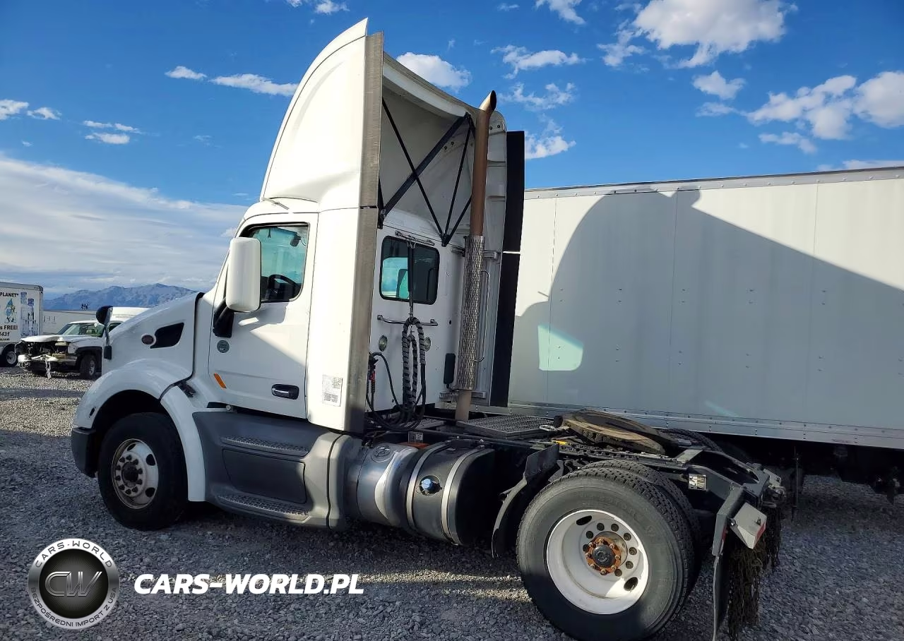 2020 Peterbilt 579 Semi Truck VIN:1XPBA48X9LD685710 - 2