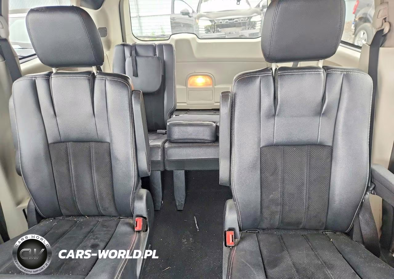 2018 Dodge Grand Caravan Sxt VIN:2C4RDGCG4JR209035 - 10