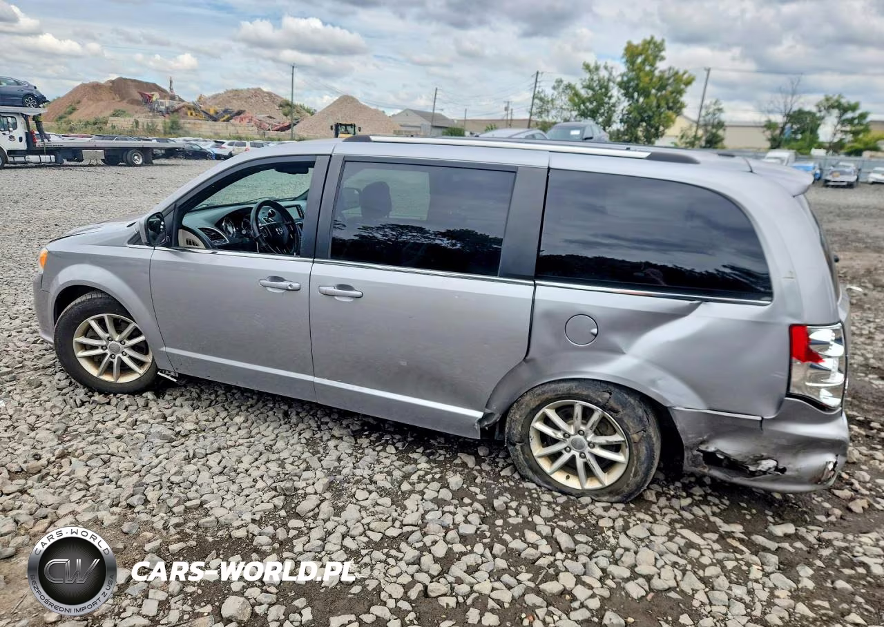 2018 Dodge Grand Caravan Sxt VIN:2C4RDGCG4JR209035 - 2