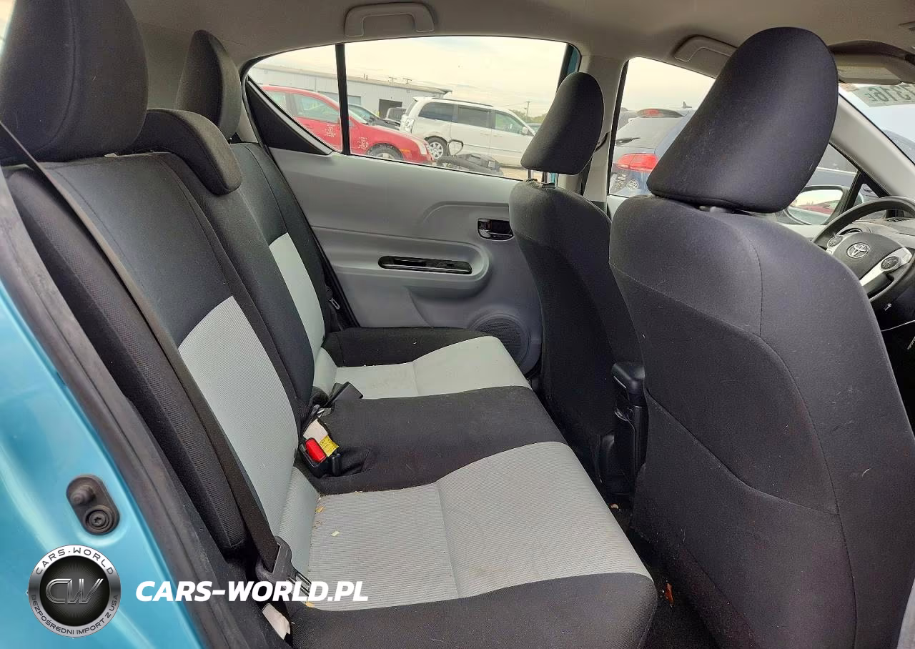 2013 Toyota Prius C Two VIN:JTDKDTB32D1047374 - 10