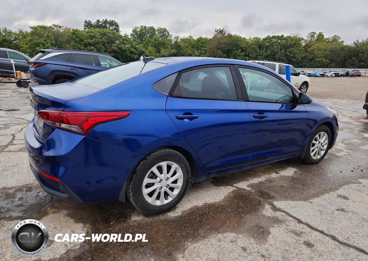 2018 Hyundai Accent Sel VIN:3KPC24A33JE021165 - 3