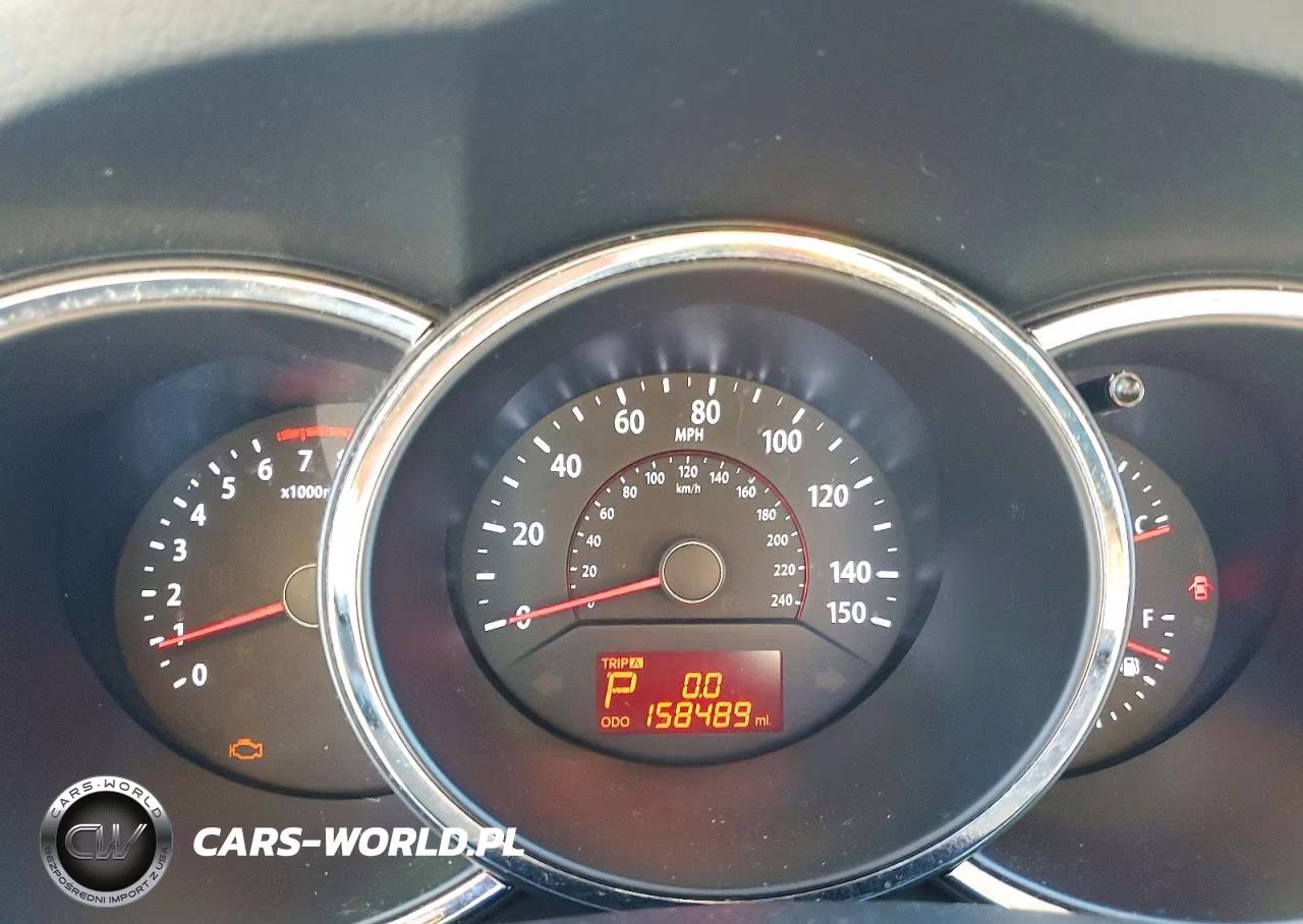 2013 Kia Sorento Lx VIN:5XYKT3A16DG375559 - 9