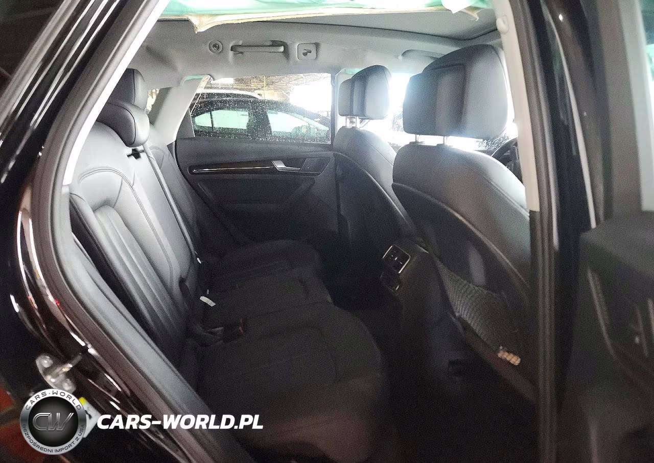 2018 Audi Q5 Premium Plus VIN:WA1BNAFY2J2210886 - 11