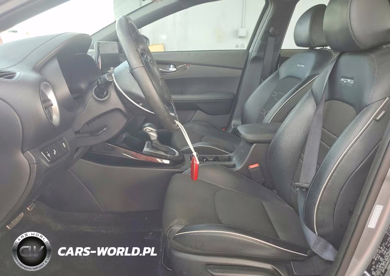 2024 Kia Forte Gt Line VIN:3KPF54AD6RE816462 - 7