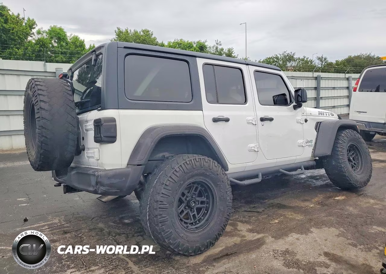 2018 Jeep Wrangler Unlimited Sport VIN:1C4HJXDN6JW269522 - 3