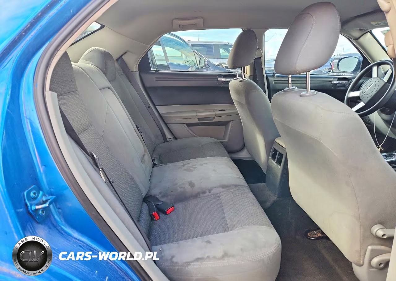 2006 Chrysler 300 VIN:2C3KA43R36H109410 - 10