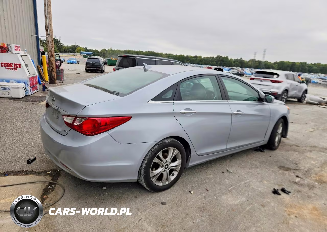 2011 Hyundai Sonata Limited VIN:5NPEC4AC9BH250131 - 3