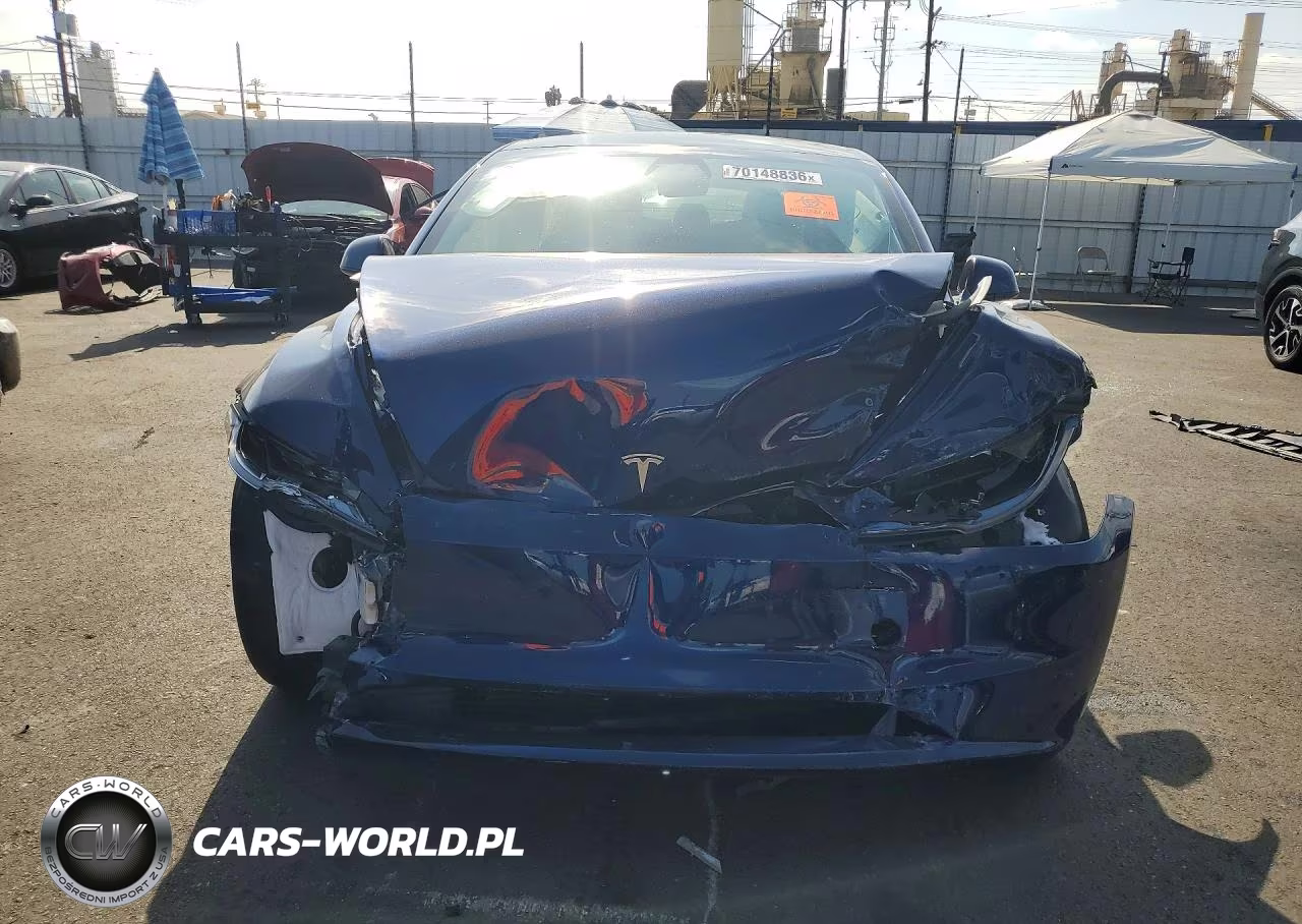 2025 Tesla Model 3 VIN:5YJ3E1EB4SF084004 - 5