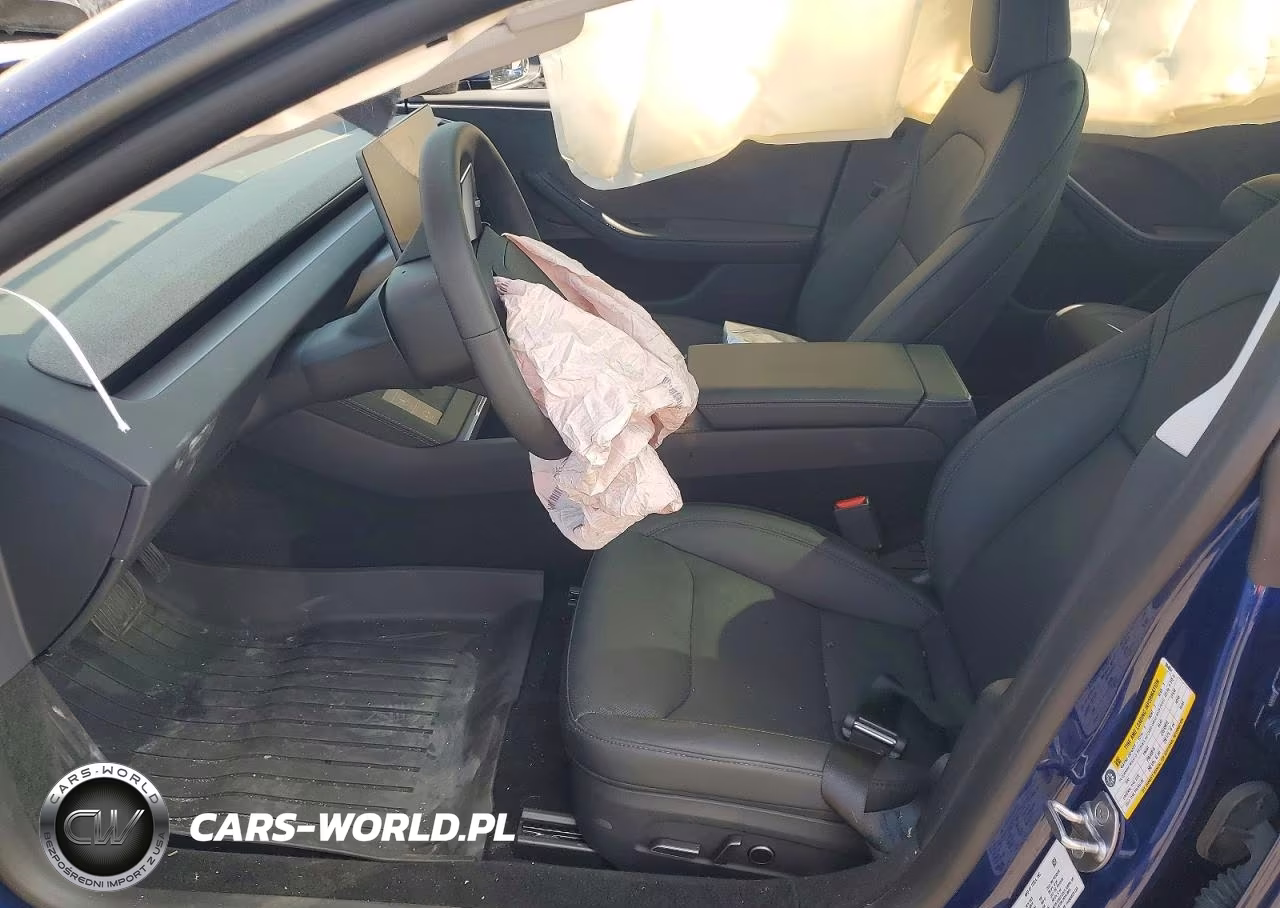 2025 Tesla Model 3 VIN:5YJ3E1EB4SF084004 - 7