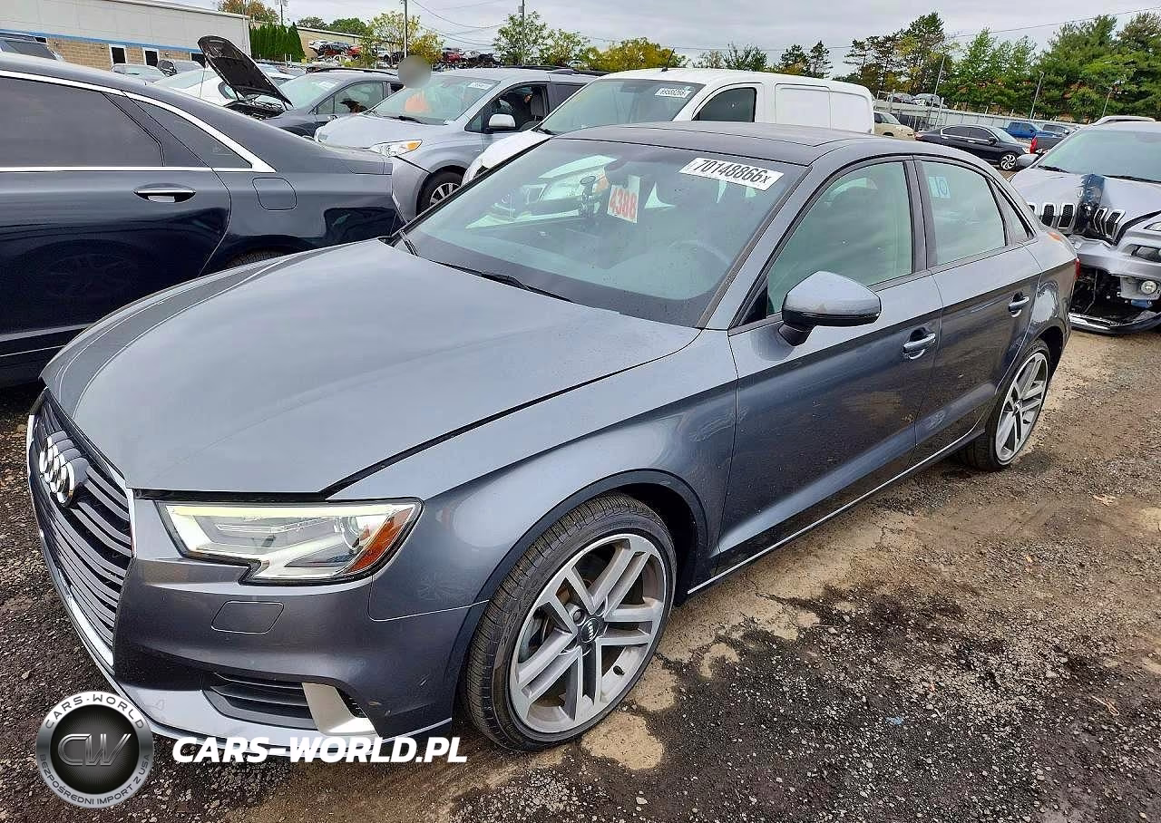 2018 Audi A3 Premium VIN:WAUB8GFFXJ1017905 - 1