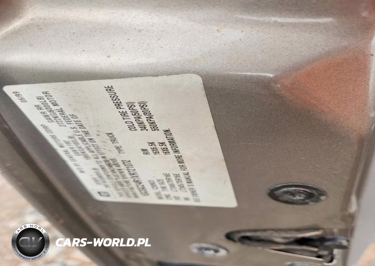1999 Chevrolet Gmt-400 C2500 VIN:1GCGC24R1XR721072 - 12