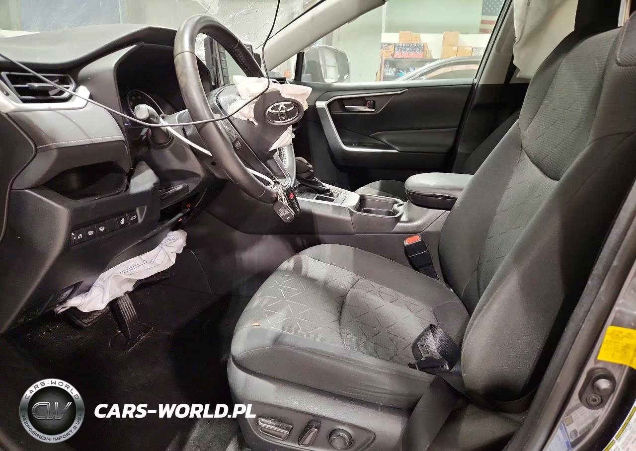 2020 Toyota Rav4 Xle VIN:2T3P1RFV4LC070704 - 7