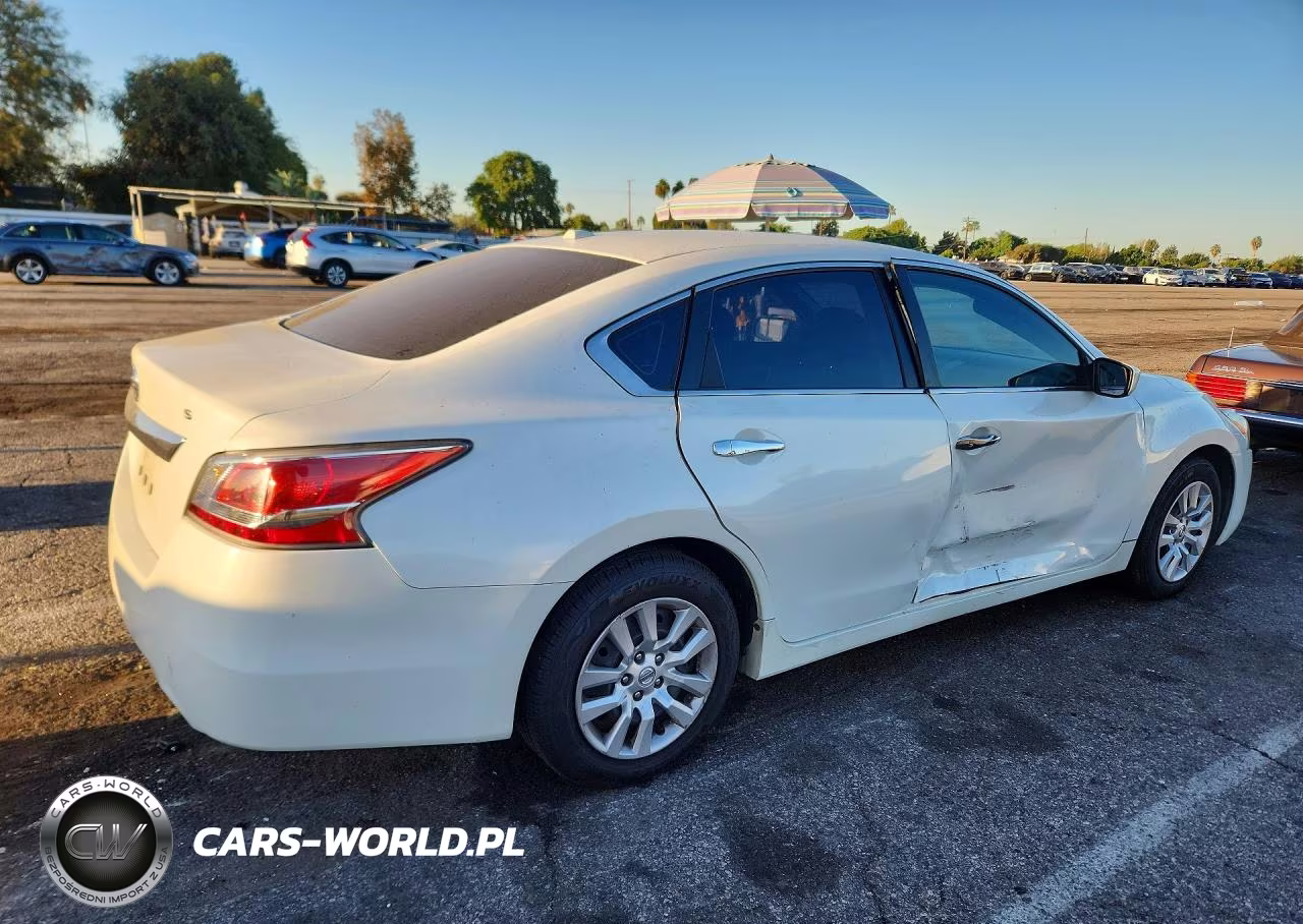 2015 Nissan Altima 2.5 S VIN:1N4AL3AP8FN868080 - 3