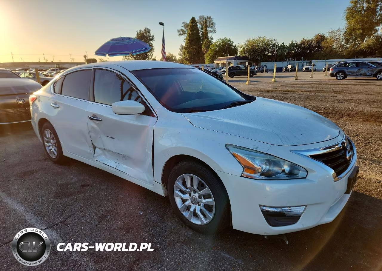 2015 Nissan Altima 2.5 S VIN:1N4AL3AP8FN868080 - 4