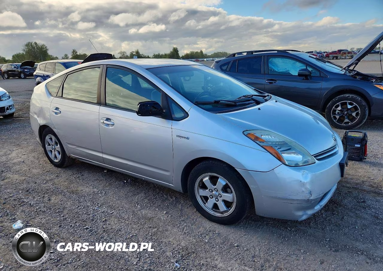 2009 Toyota Prius Base VIN:JTDKB20U193513982 - 4