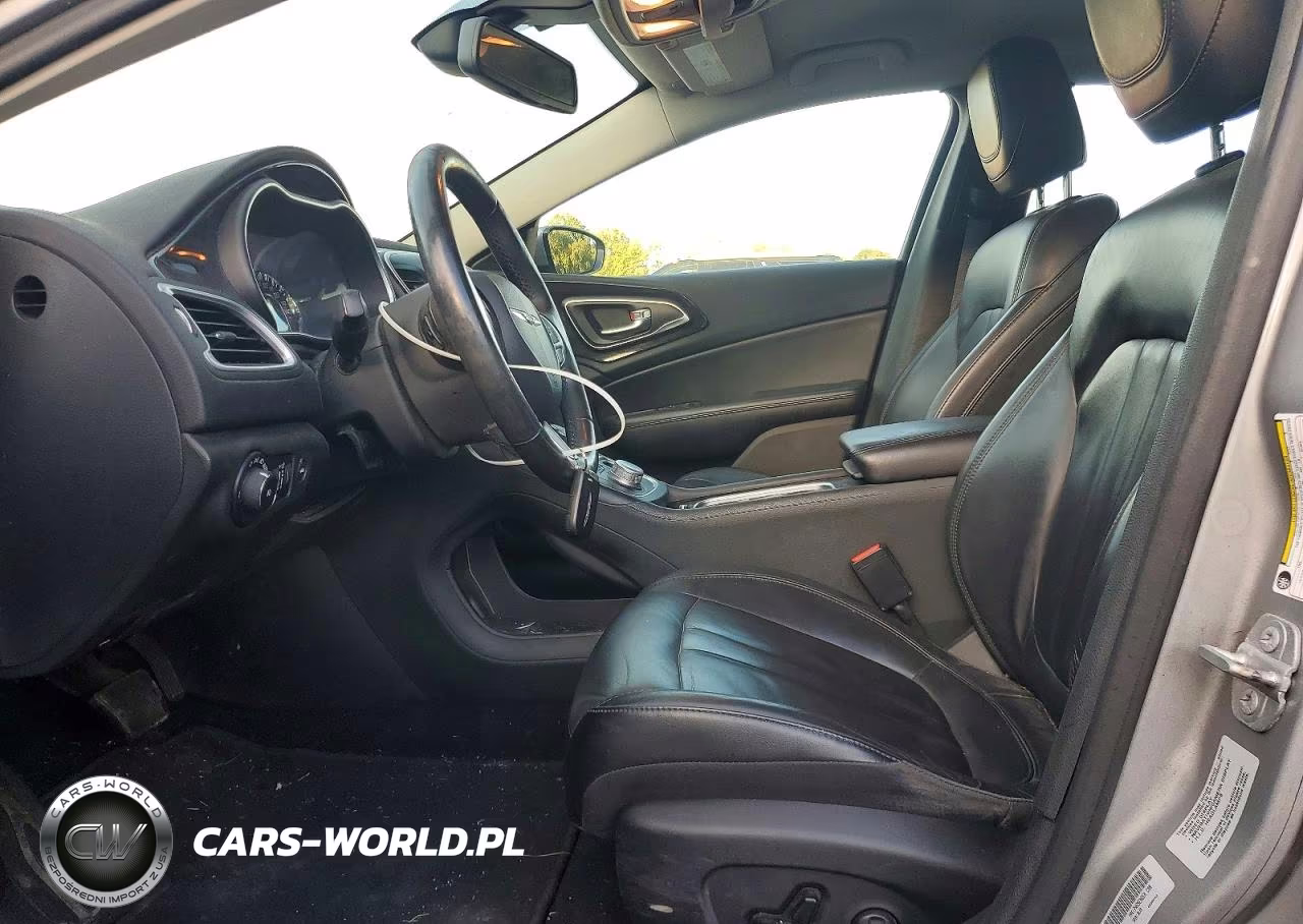 2015 Chrysler 200 C VIN:1C3CCCCB2FN643520 - 7
