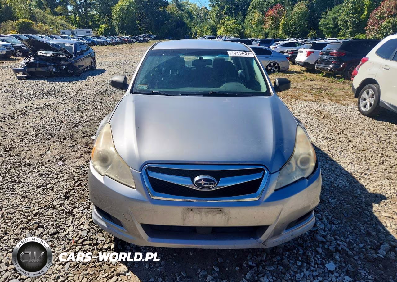 2010 Subaru Legacy 2.5I VIN:4S3BMBA60A3239737 - 5