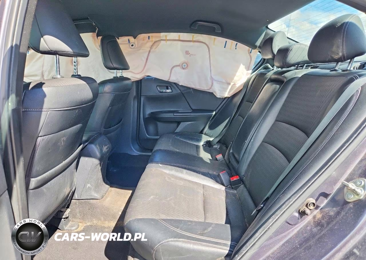 2016 Honda Accord Sport VIN:1HGCR2F5XGA095609 - 10