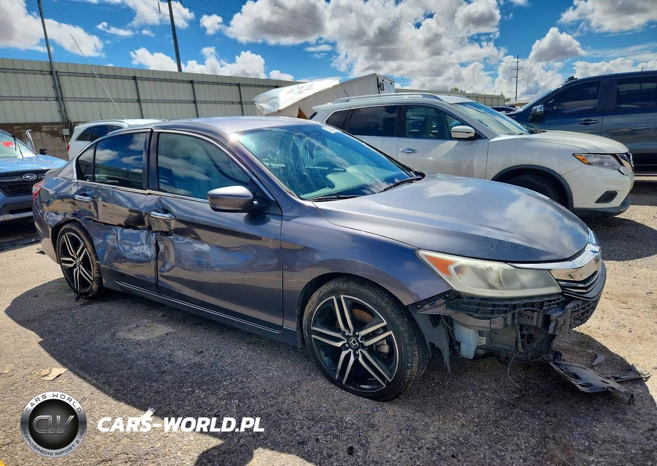 2016 Honda Accord Sport VIN:1HGCR2F5XGA095609 - 4