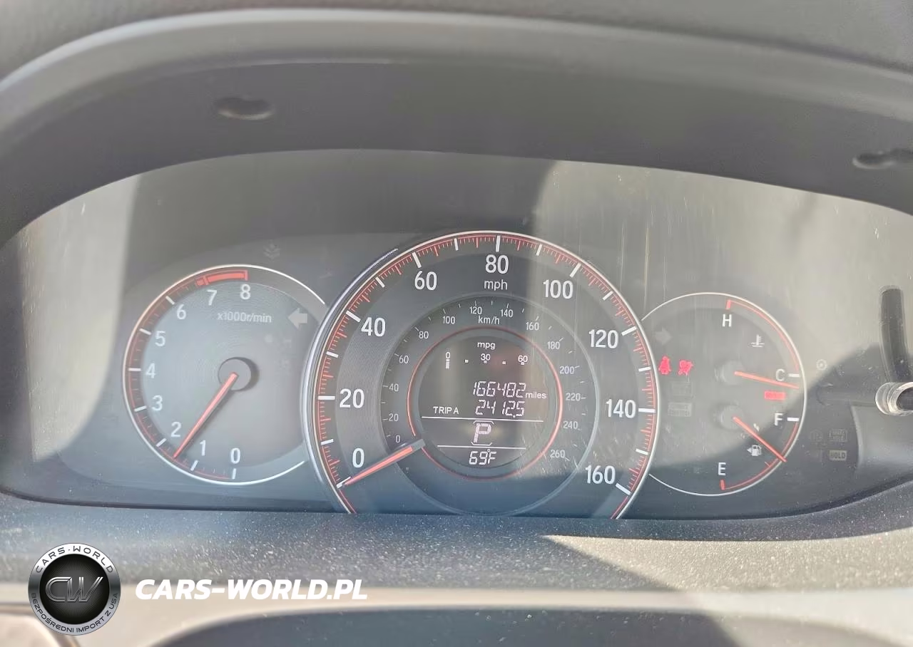 2016 Honda Accord Sport VIN:1HGCR2F5XGA095609 - 9