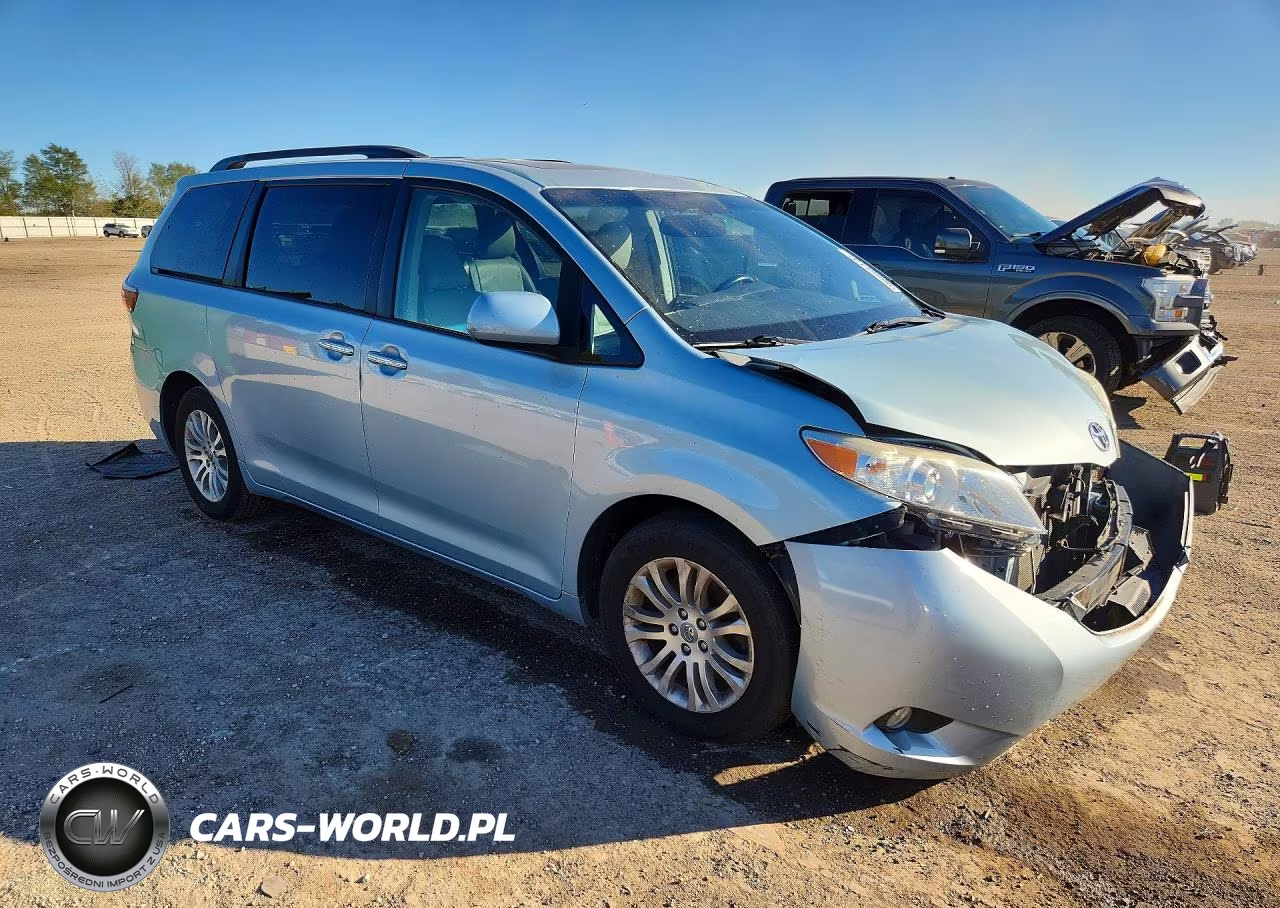 2016 Toyota Sienna Xle Premium 8-Passenger VIN:5TDYK3DC4GS759678 - 4