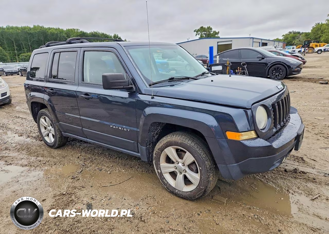 2014 Jeep Patriot Latitude VIN:1C4NJRFB5ED720068 - 4