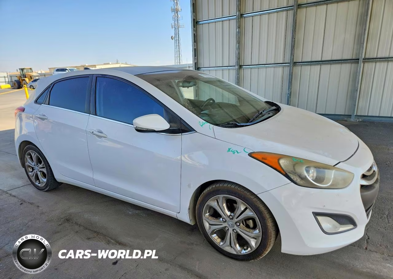 2013 Hyundai Elantra Gt Base VIN:KMHD35LE9DU036633 - 4