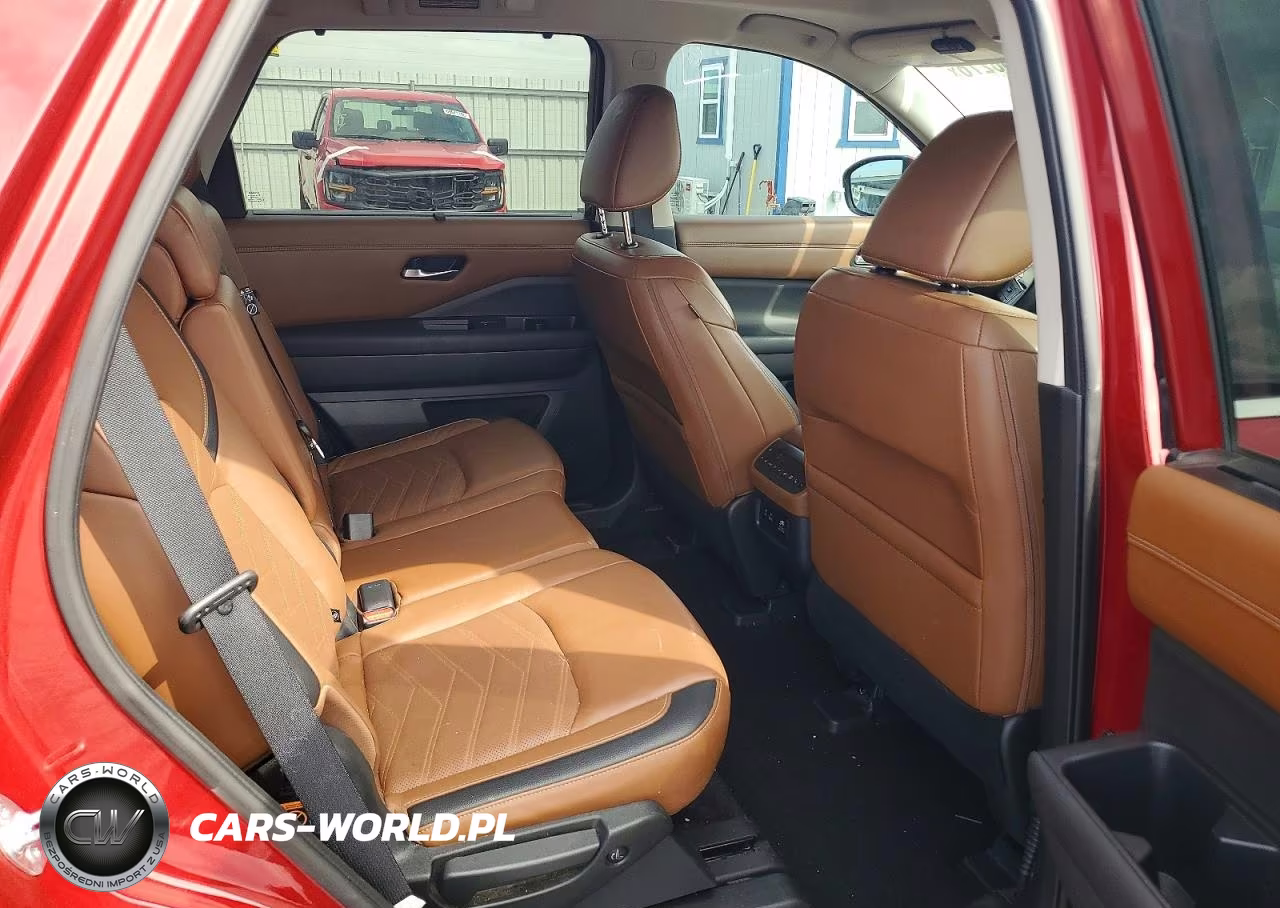 2023 Nissan Pathfinder Platinum VIN:5N1DR3DJ8PC217893 - 11