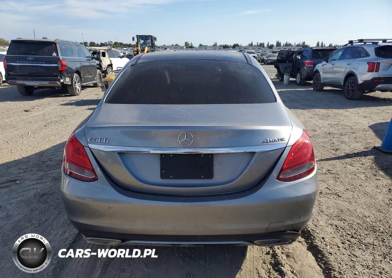 2015 Mercedes-Benz C 300 4Matic VIN:55SWF4KB0FU021809 - 6