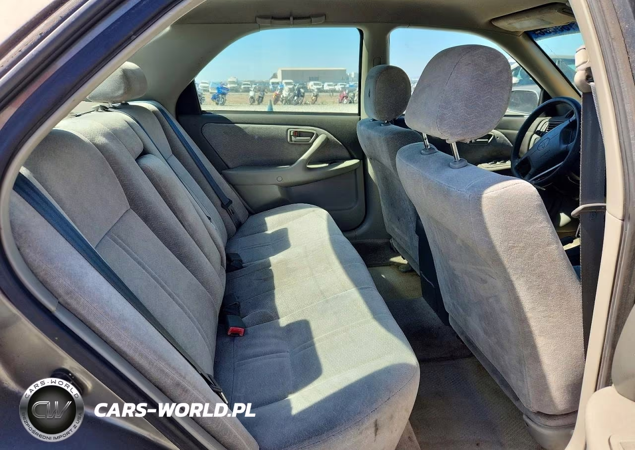 1997 Toyota Camry Le VIN:JT2BG22K0V0035541 - 10