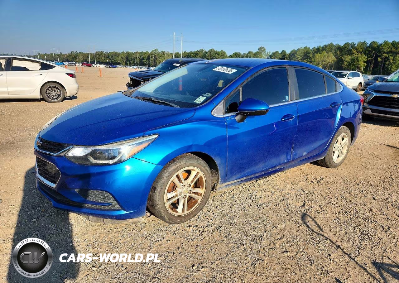 2017 Chevrolet Cruze Lt VIN:1G1BE5SM7H7158600 - 1