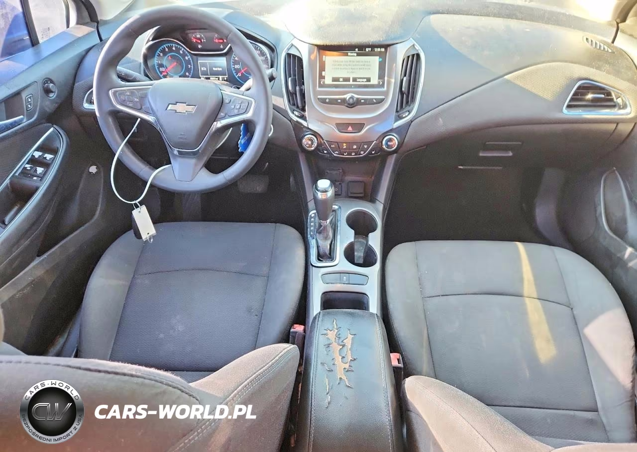 2017 Chevrolet Cruze Lt VIN:1G1BE5SM7H7158600 - 8