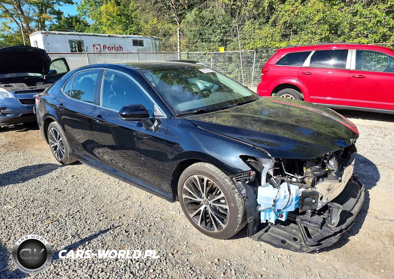 2020 Toyota Camry Se VIN:4T1G11AK7LU977100 - 4