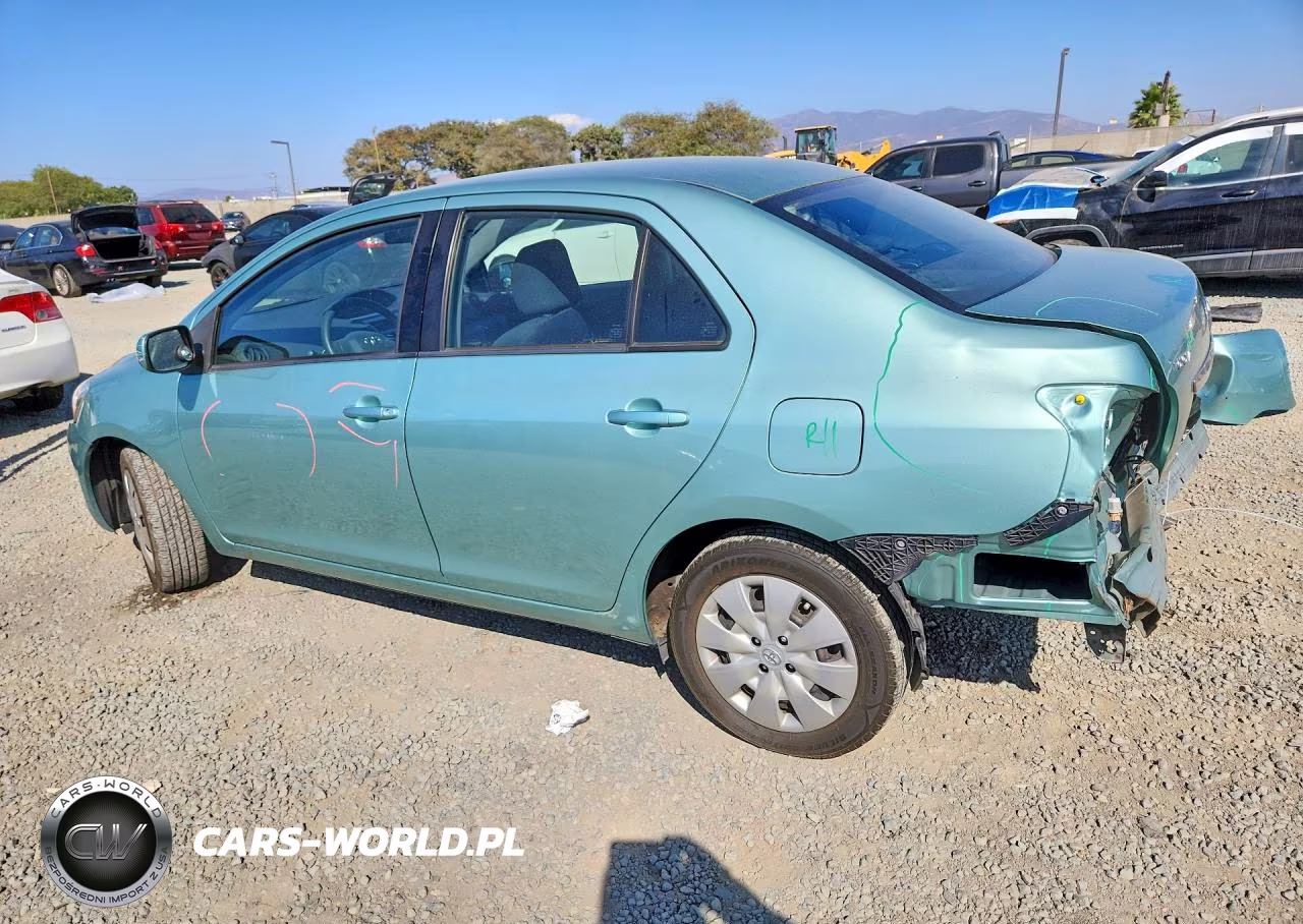 2009 Toyota Yaris Base VIN:JTDBT903X91335157 - 2
