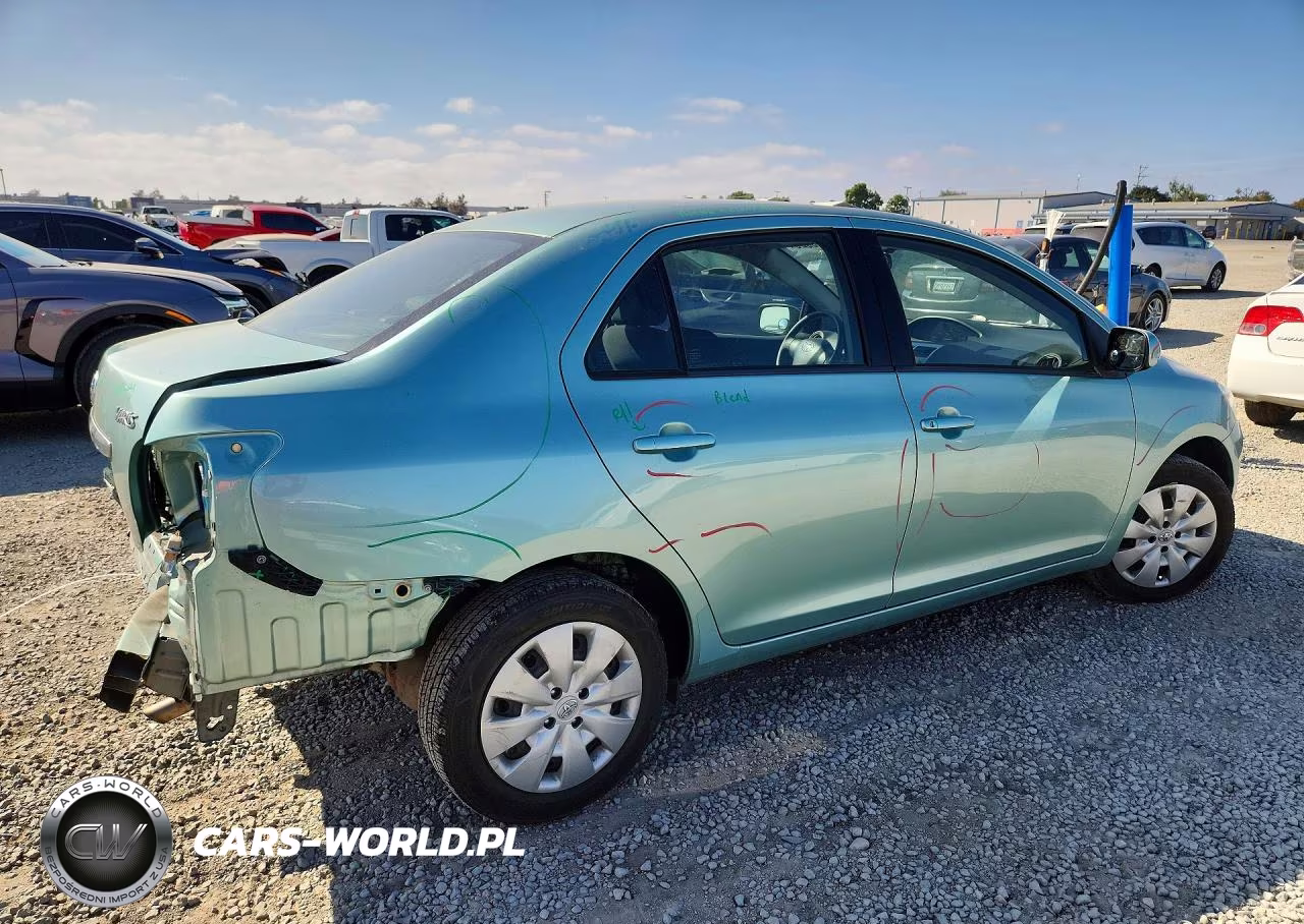 2009 Toyota Yaris Base VIN:JTDBT903X91335157 - 3