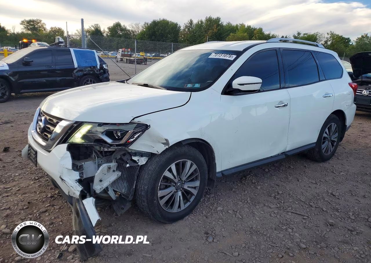 2017 Nissan Pathfinder Sv – zdjęcie 1 z 13