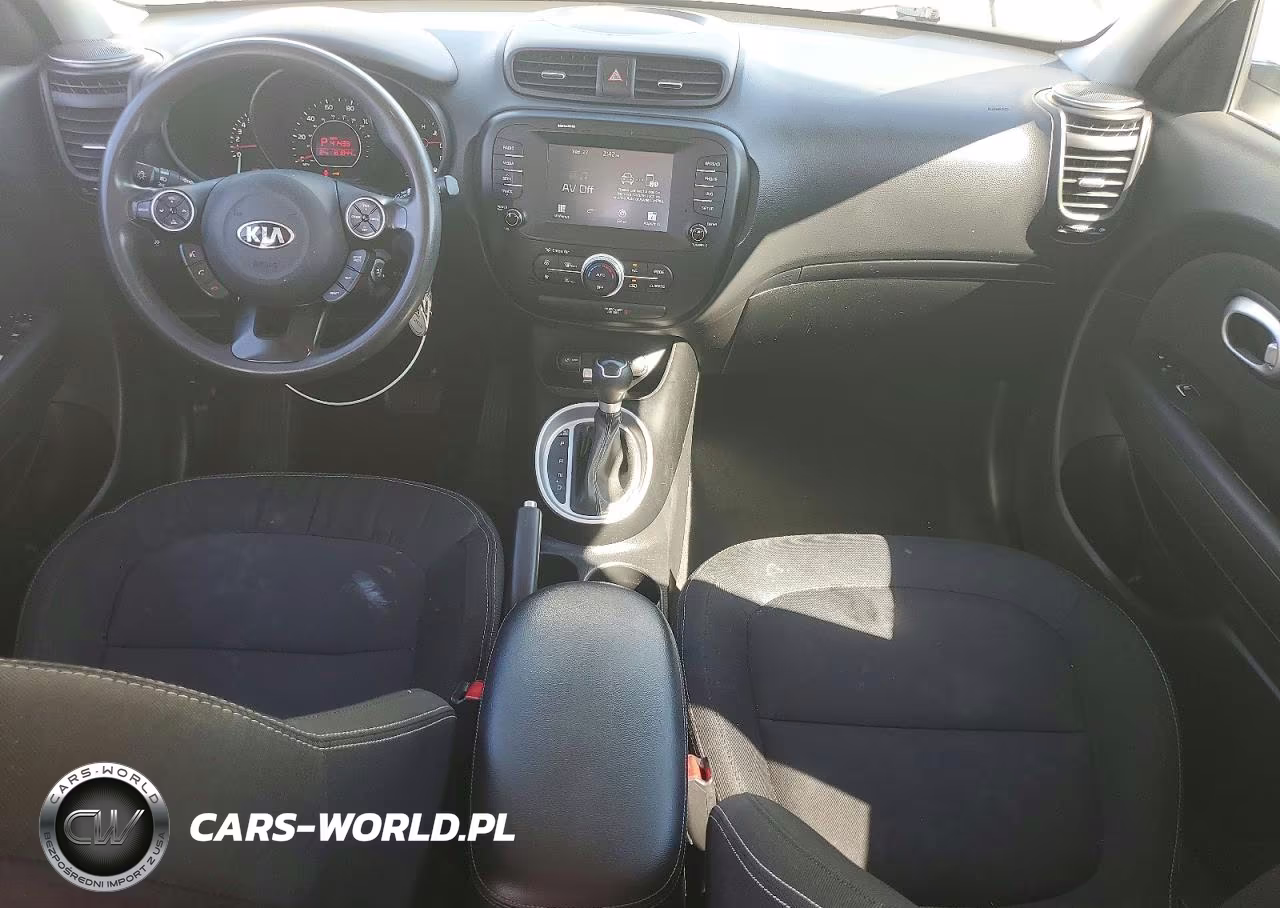 2018 Kia Soul + VIN:KNDJP3A55J7905189 - 8