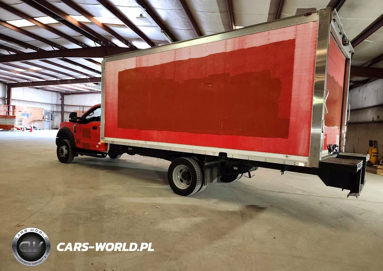 2017 Ford F550 Super Duty Box Truck VIN:1FDUF5GY5HED61162 - 2