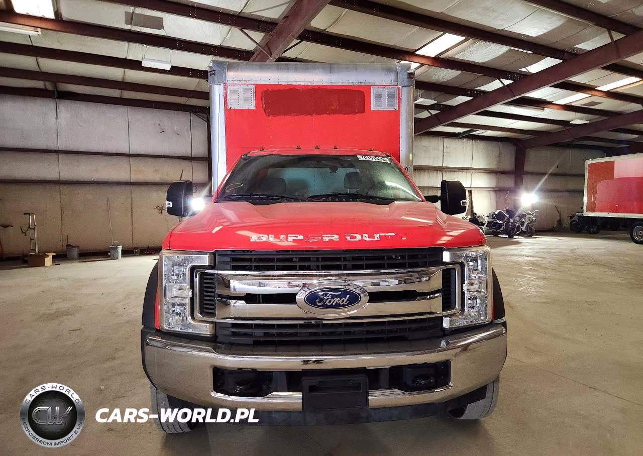 2017 Ford F550 Super Duty Box Truck VIN:1FDUF5GY5HED61162 - 5
